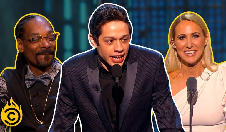 Devastating Burns from the Roasts of Justin Bieber, Bruce Willis & More Devastating Burns from the Roasts of Justin Bieber, Bruce Willis & More