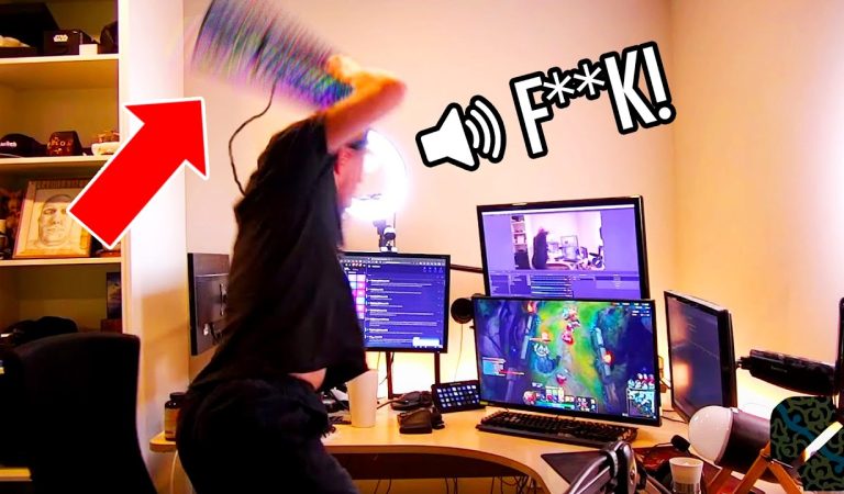 Twitch Streamers Getting Angry At Video Games (RAGE Compilation)