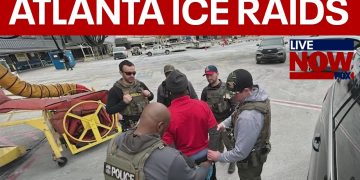 Atlanta ICE raid with police officers on scene